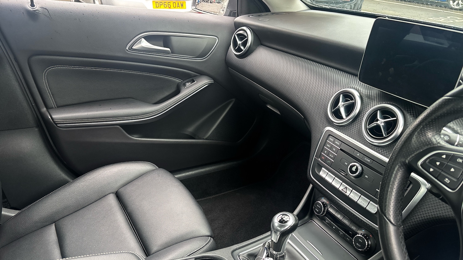Used Mercedes-Benz A-Class 2018 for sale - 76144522: Photo 14