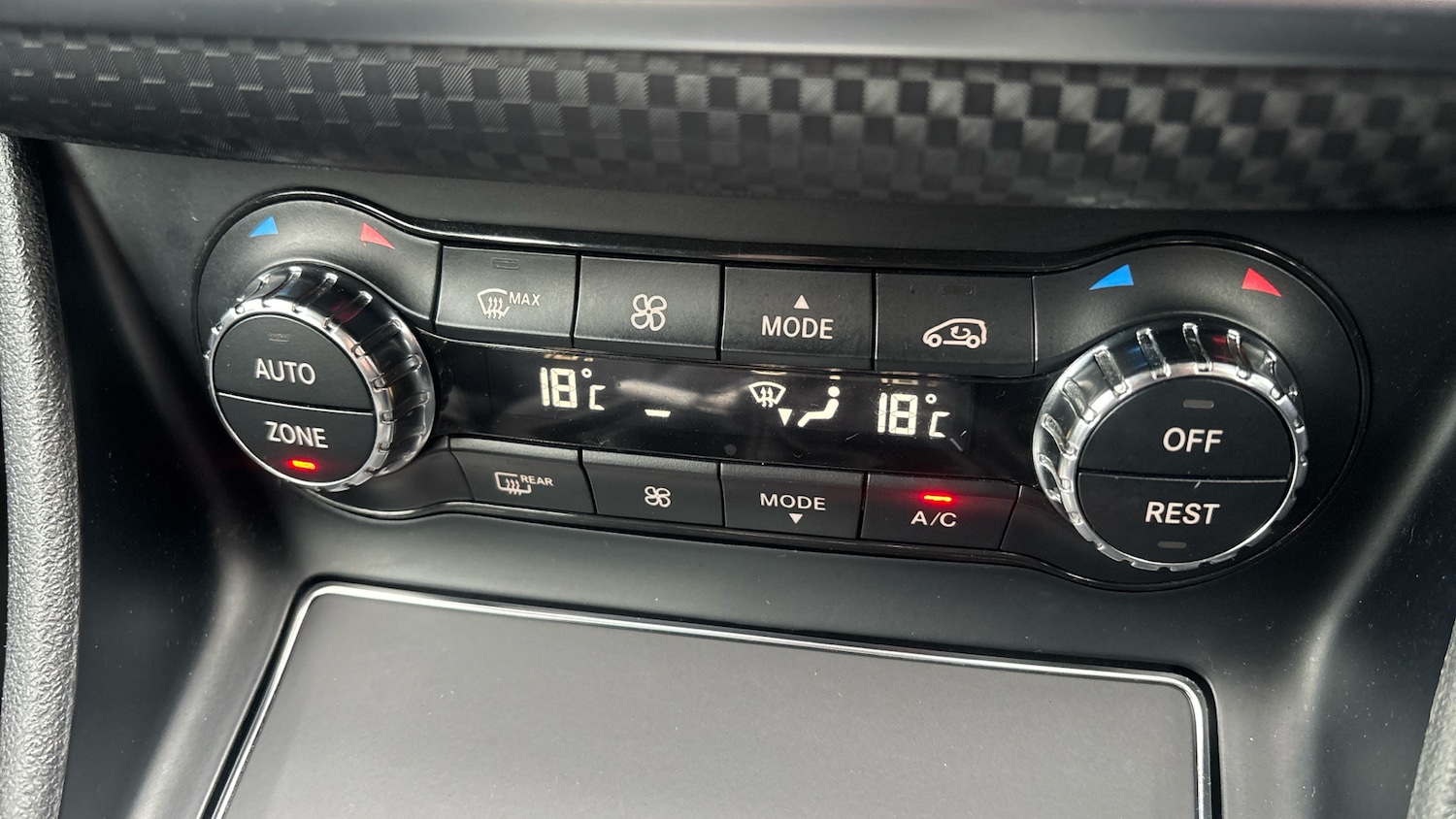 Used Mercedes-Benz A-Class 2018 for sale - 76144522: Photo 26