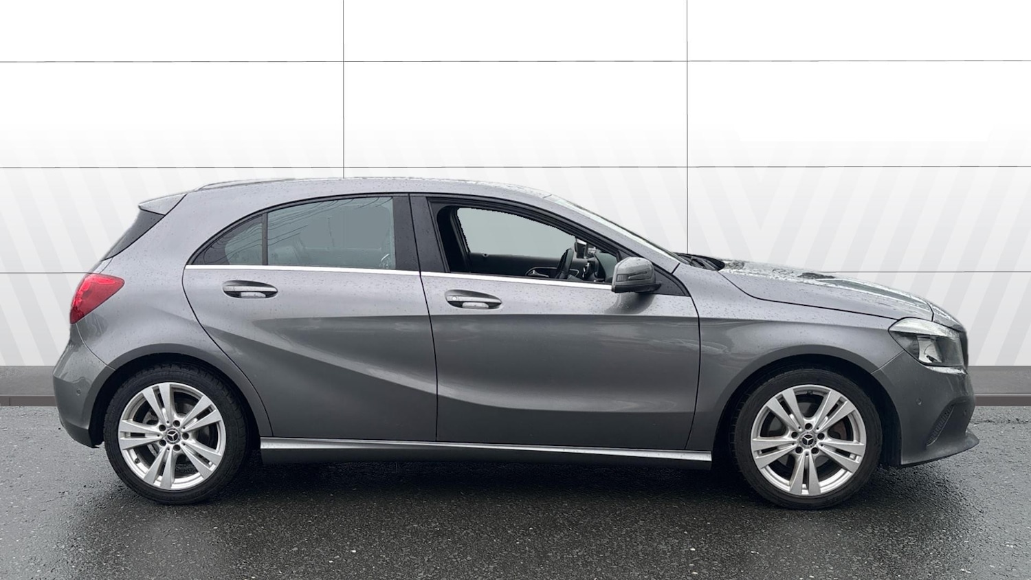 Used Mercedes-Benz A-Class 2018 for sale - 76144522: Photo 5