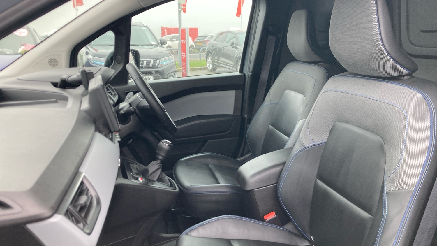 Used Nissan Other 2023 for sale - 77363978: Photo 13