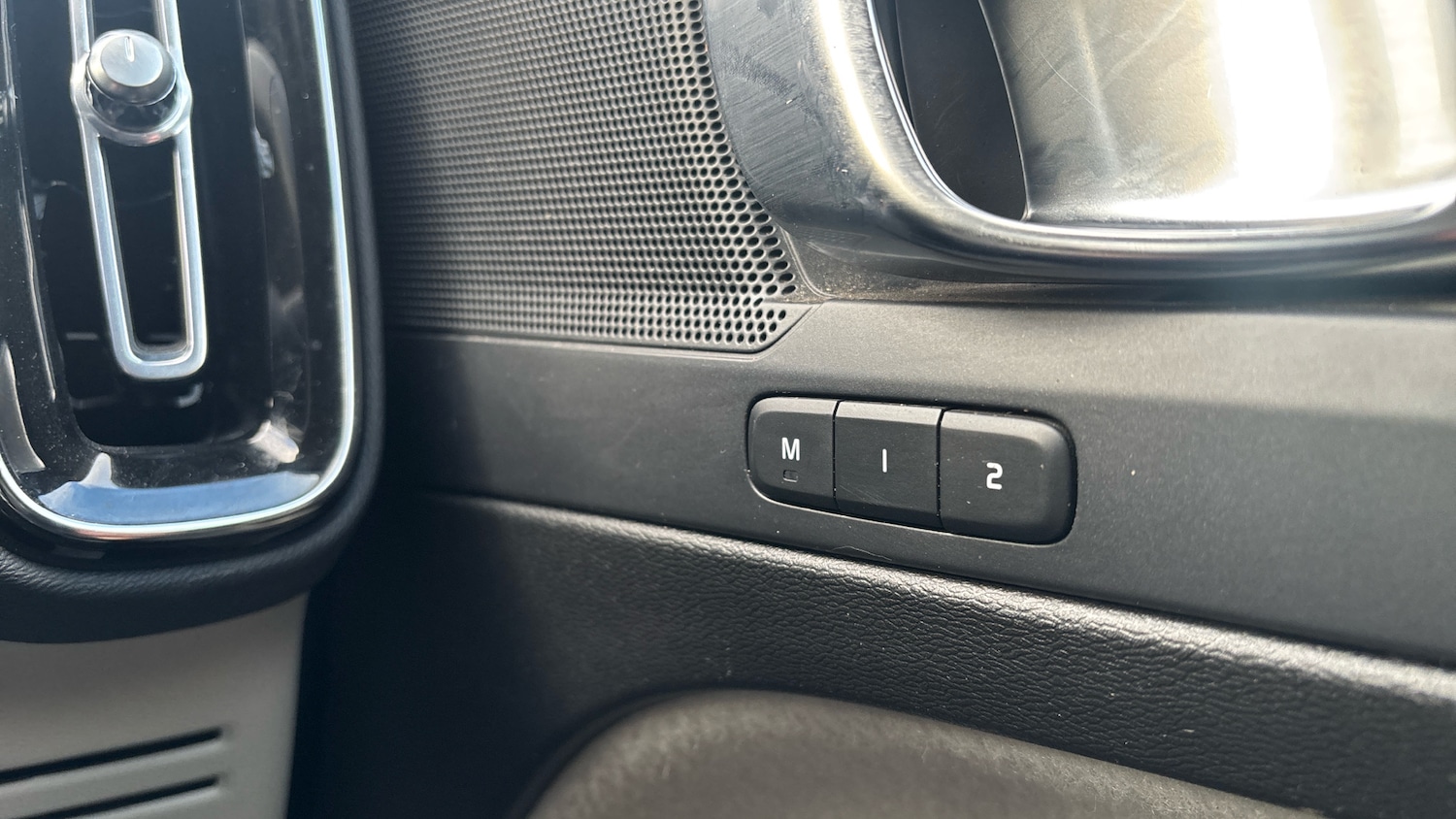 Used Volvo XC40 2022 for sale - 77323771: Photo 21