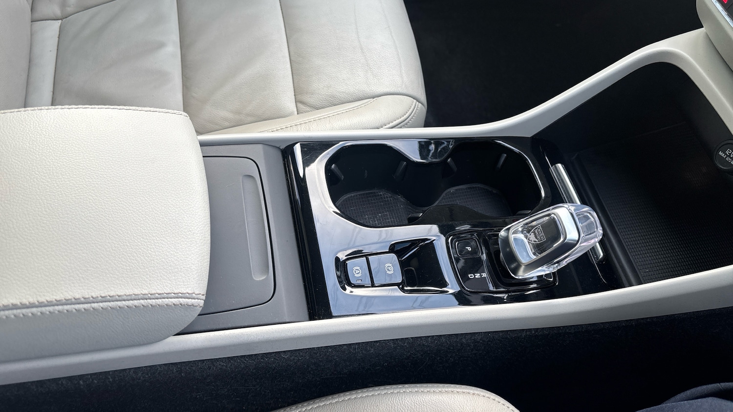 Used Volvo XC40 2022 for sale - 77323771: Photo 28