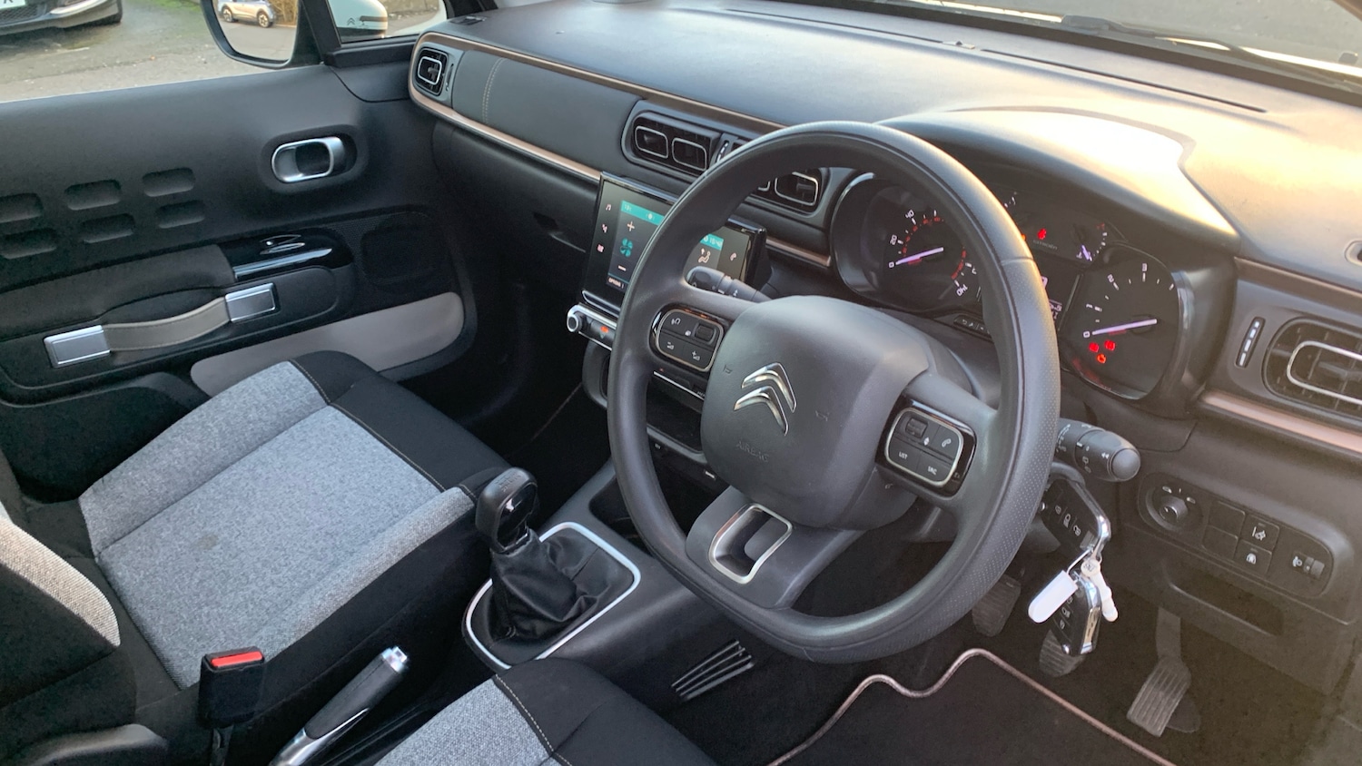 Used Citroen C3 2019 for sale - 76918759: Photo 11