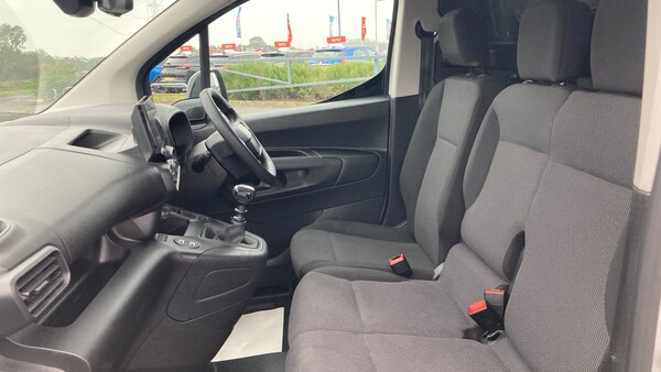 Used Vauxhall Combo 2024 for sale - 76321673: Photo 2