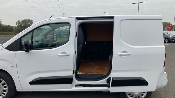 Used Vauxhall Combo 2024 for sale - 76321673: Photo 7