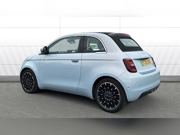 Used Fiat 500 2022 for sale - 76299712: Photo 2