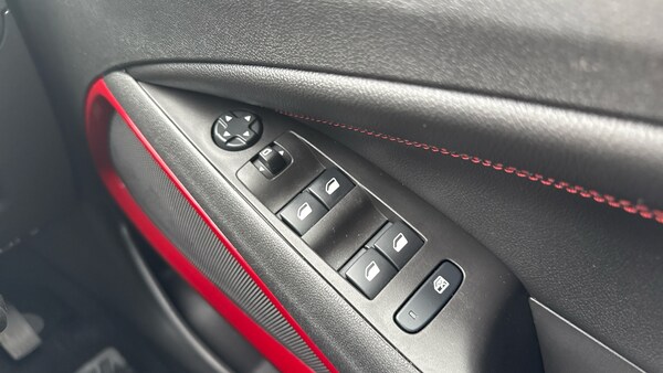 Used Vauxhall Crossland 2022 for sale - 76192968: Photo 28