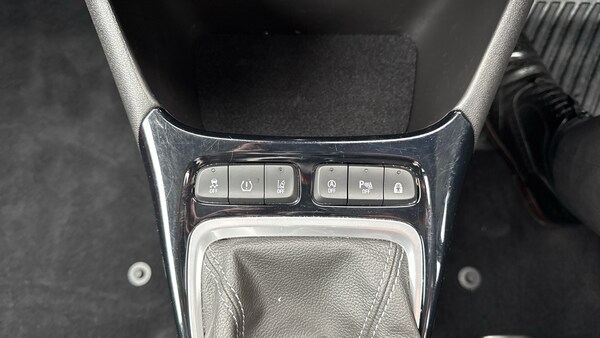 Used Vauxhall Crossland 2022 for sale - 76192968: Photo 40