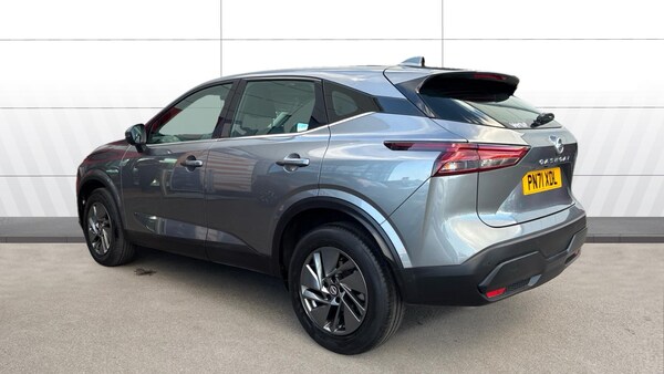 Used Nissan Qashqai 2021 for sale - 76101232: Photo 2