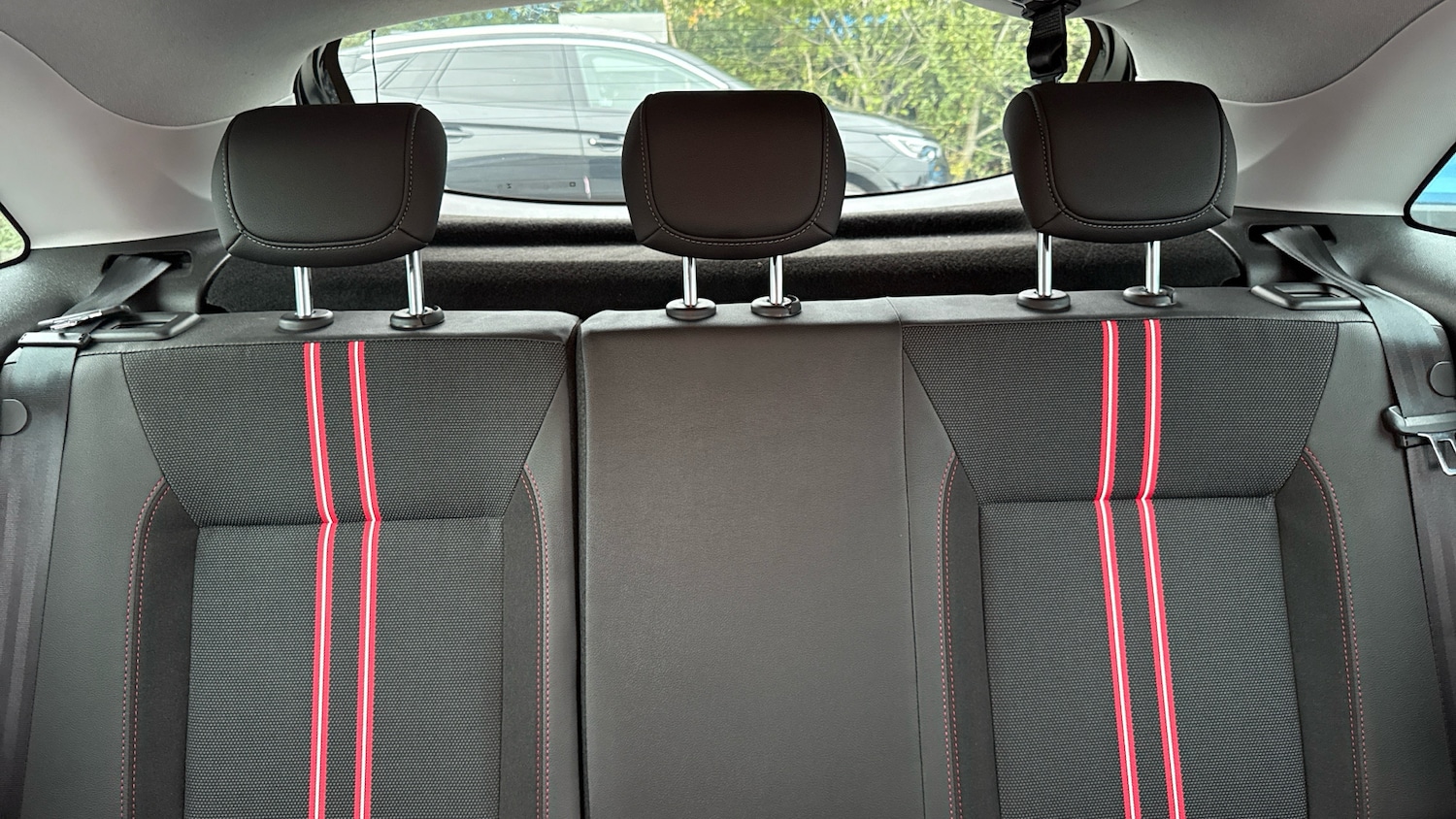 Used Vauxhall Crossland 2022 for sale - 76762310: Photo 15