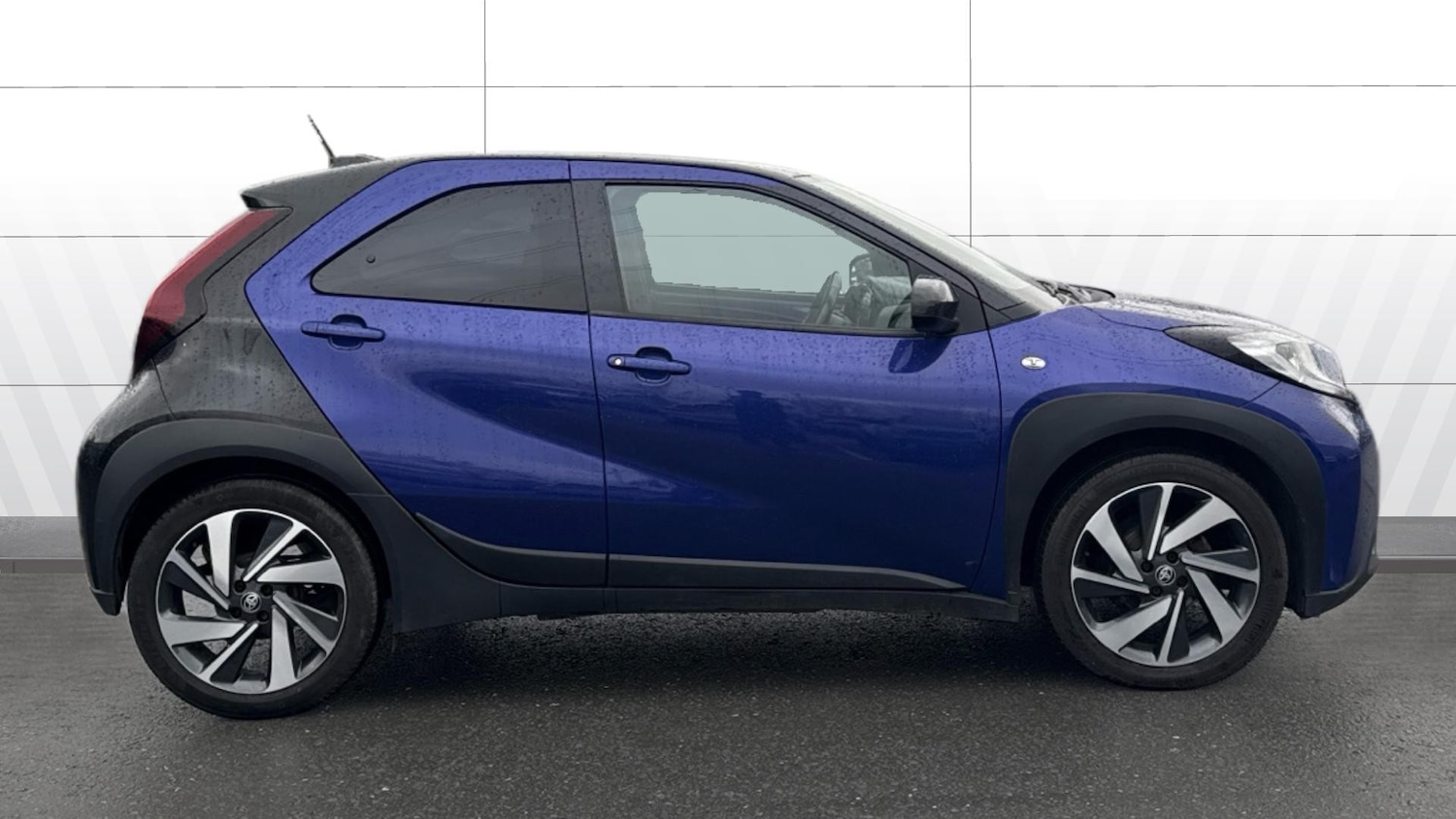 Used Toyota Aygo X 2022 for sale - 77262225: Photo 5