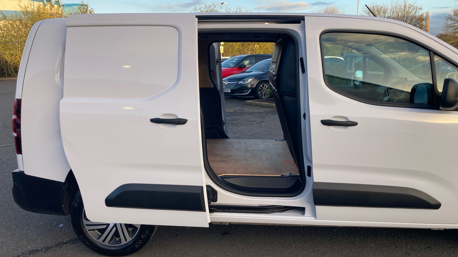 Used Vauxhall Combo 2024 for sale - 76719184: Photo 3