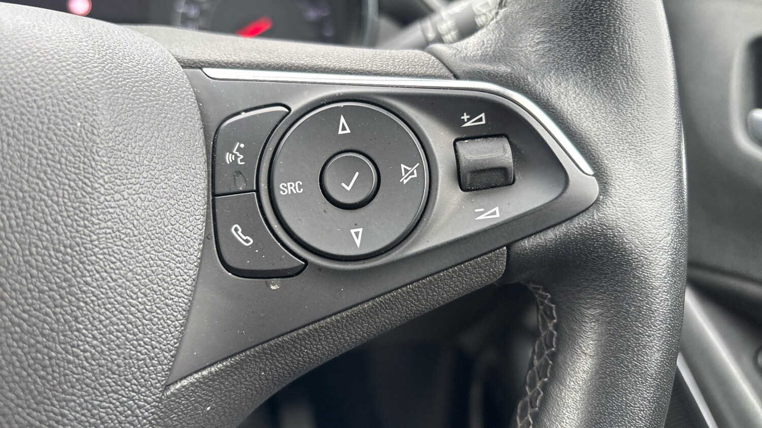 Used Vauxhall Crossland 2024 for sale - 76089019: Photo 22