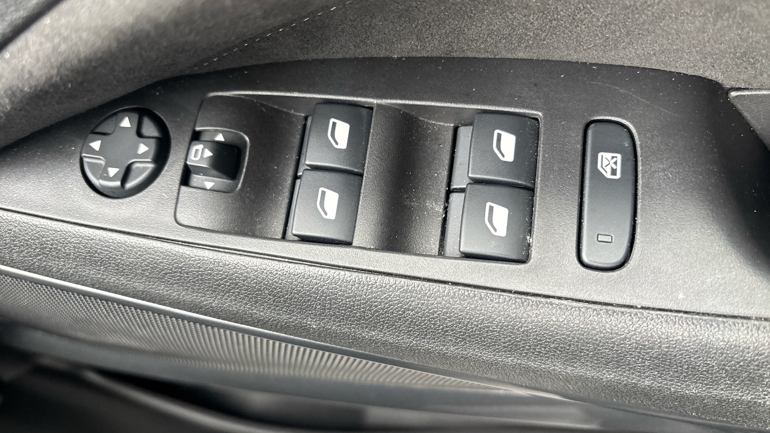 Used Vauxhall Crossland 2024 for sale - 76089019: Photo 25