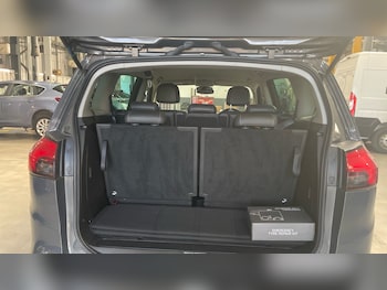 Used Vauxhall Zafira Tourer 2016 for sale - 79008678: Photo