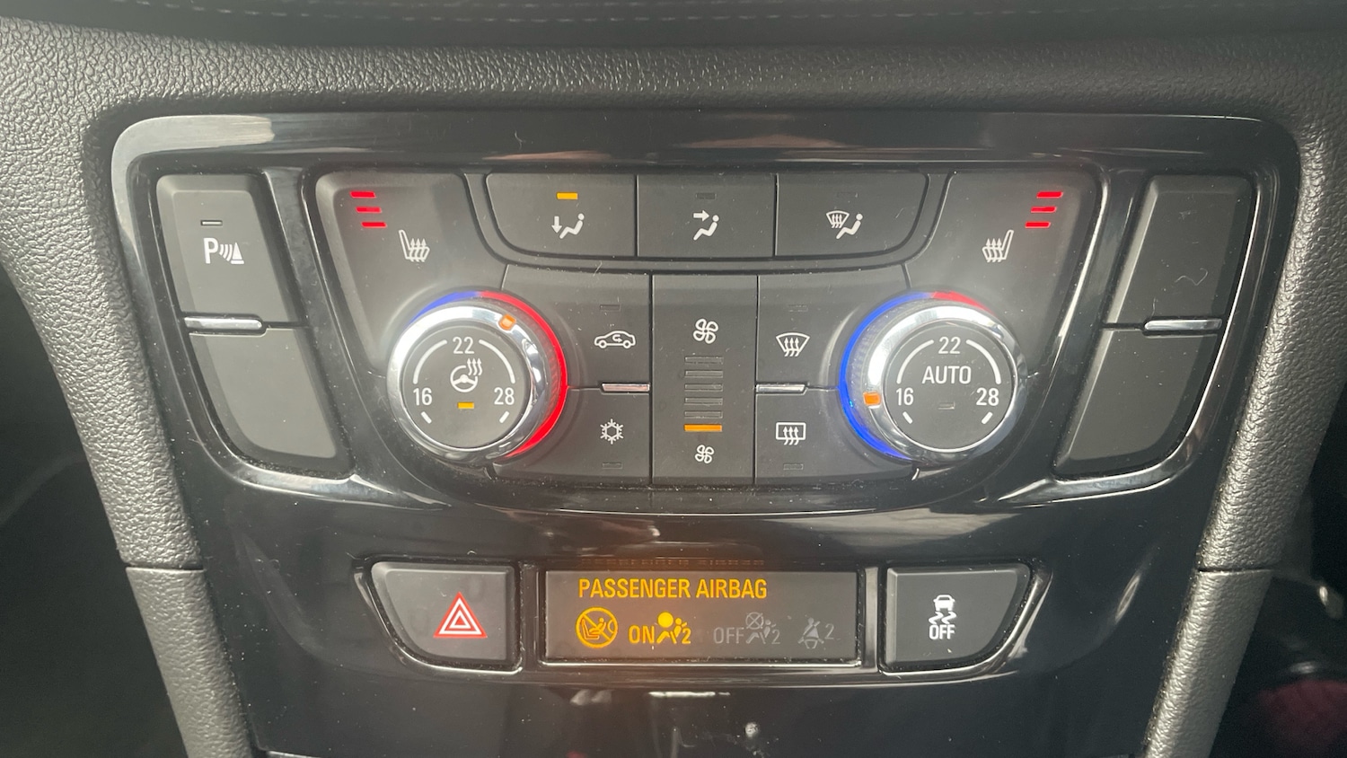 Used Vauxhall Mokka X 2019 for sale - 76892877: Photo 26