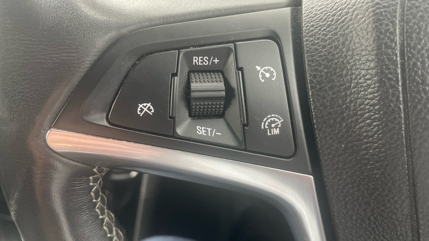 Used Vauxhall Mokka X 2019 for sale - 76892877: Photo 27