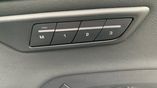 Used Jaguar E-Pace 2018 for sale - 76299218: Photo 36
