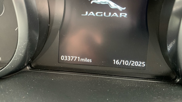 Used Jaguar E-Pace 2018 for sale - 76299218: Photo 45