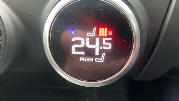 Used Jaguar E-Pace 2018 for sale - 76299218: Photo 47