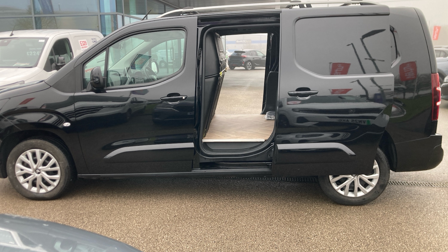 Used Citroen Berlingo 2024 for sale - 77363920: Photo 28