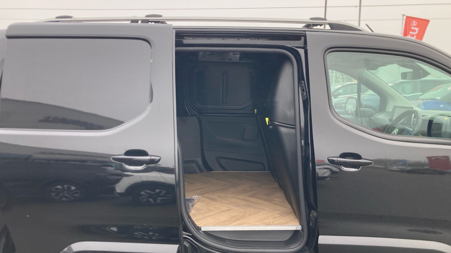 Used Citroen Berlingo 2024 for sale - 77363920: Photo 7