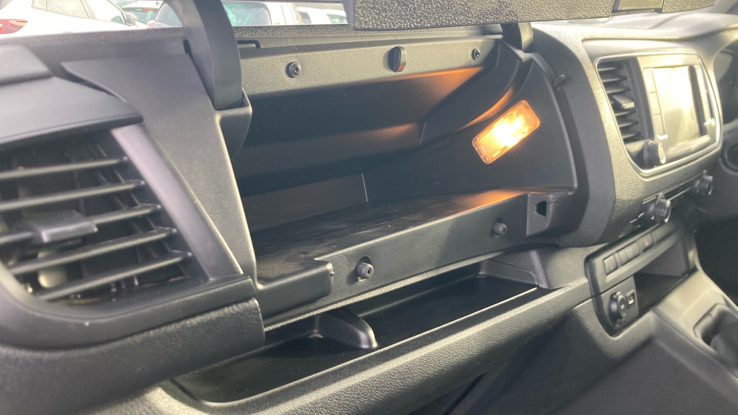 Used Vauxhall Vivaro 2023 for sale - 77167910: Photo 34