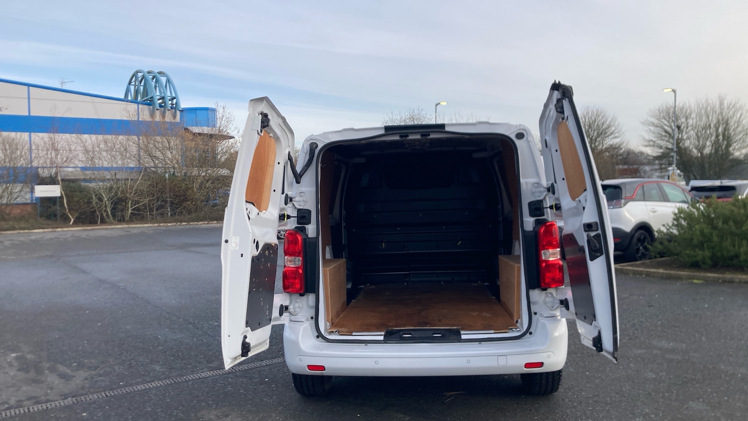 Used Vauxhall Vivaro 2023 for sale - 77167910: Photo 5