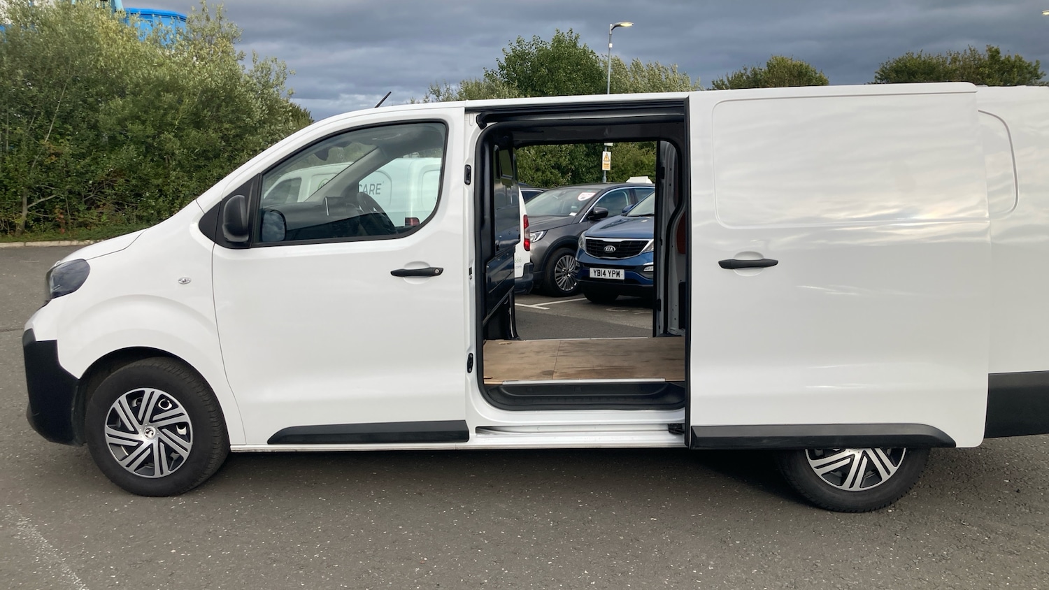 Vehicle 28