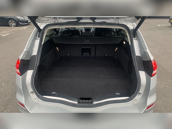 Used Ford Mondeo 2020 for sale - 79140040: Photo