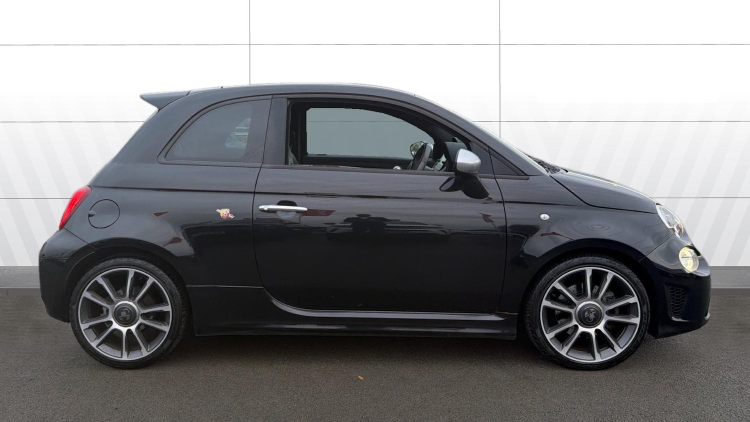 Used Abarth 595 2022 for sale - 76749794: Photo 5