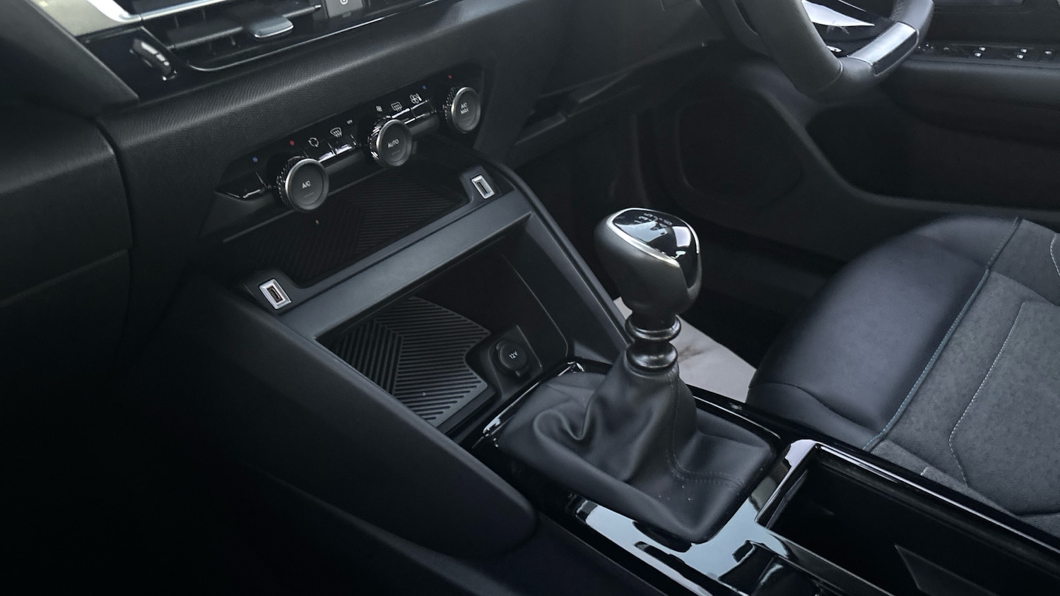 Used Citroen C4 2022 for sale - 76627755: Photo 13