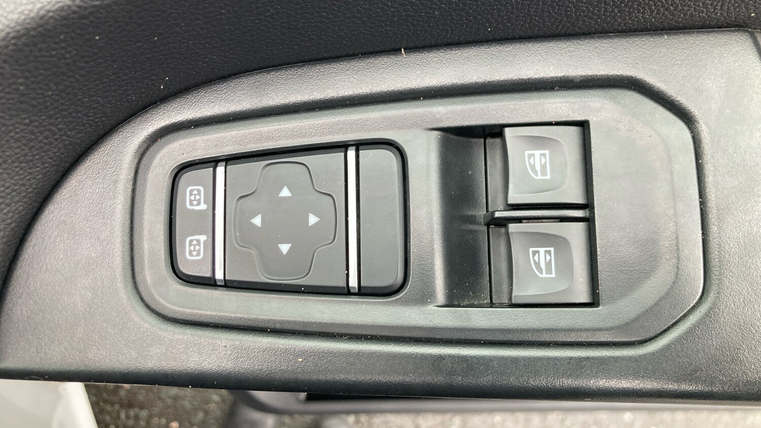 Used Renault Trafic 2023 for sale - 77403745: Photo 41