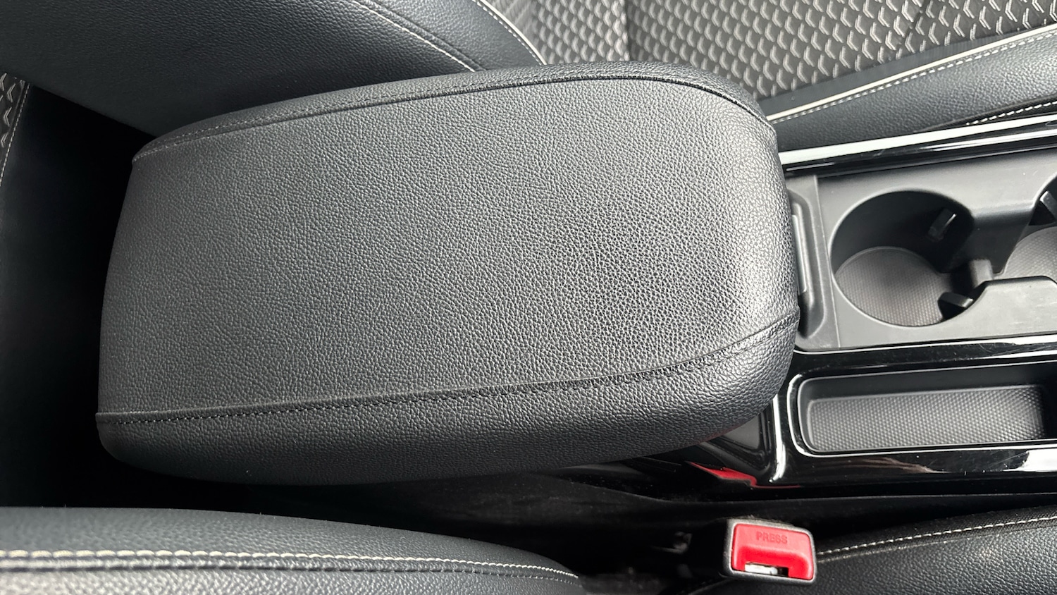 Used Kia XCeed 2022 for sale - 77743149: Photo 33