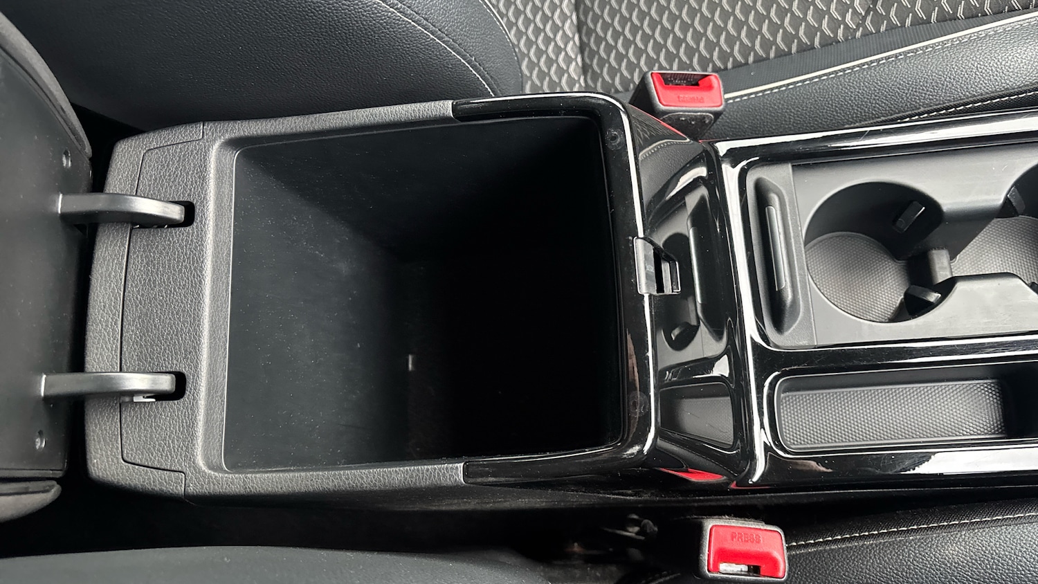 Used Kia XCeed 2022 for sale - 77743149: Photo 34