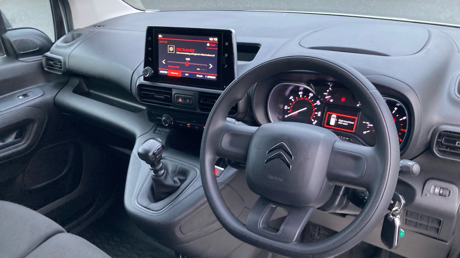 Used Citroen Berlingo 2023 for sale - 77528497: Photo 3