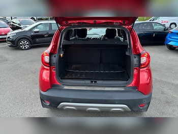 Used Renault Captur 2018 for sale - 76918761: Photo