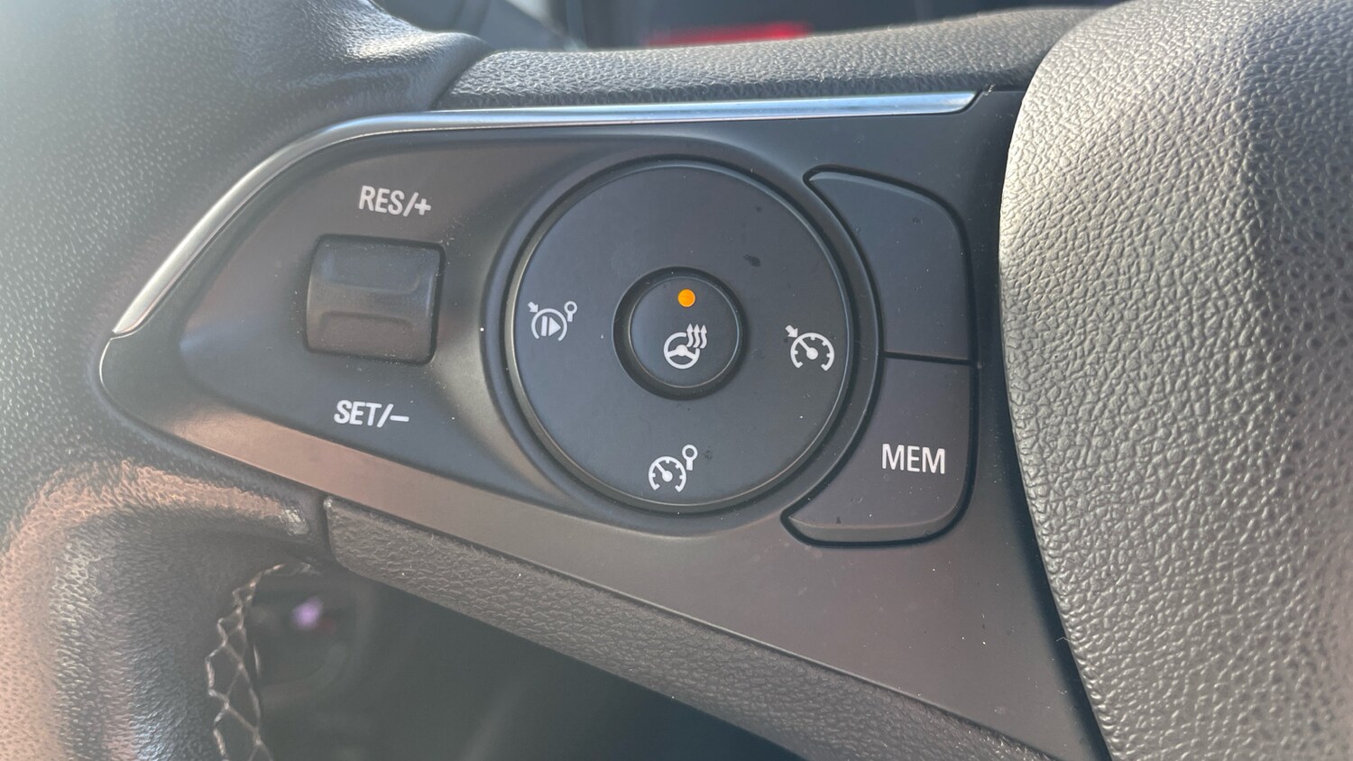 Used Vauxhall Crossland 2021 for sale - 76302097: Photo 27