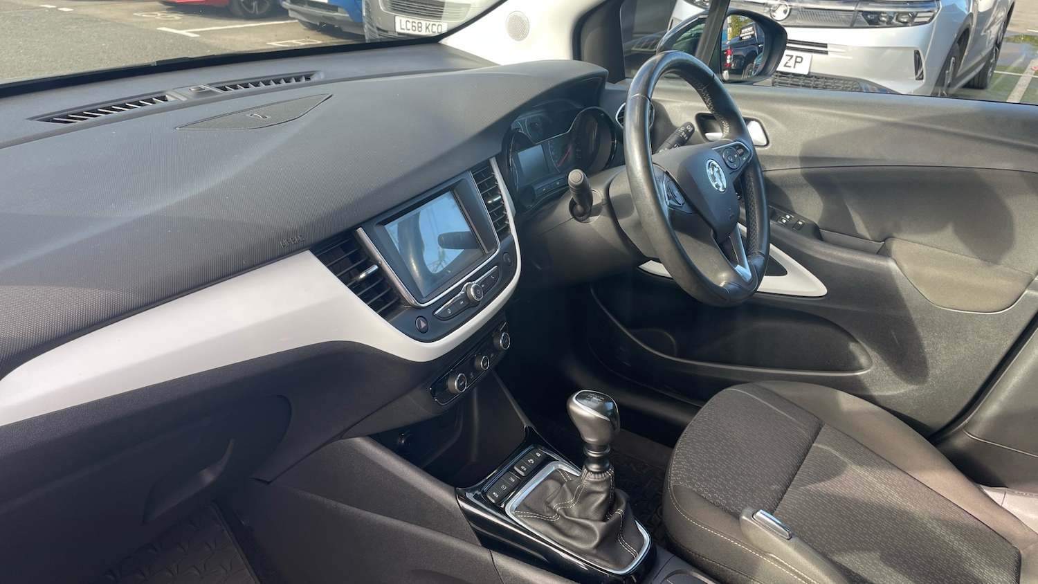 Used Vauxhall Crossland 2021 for sale - 76302097: Photo 9