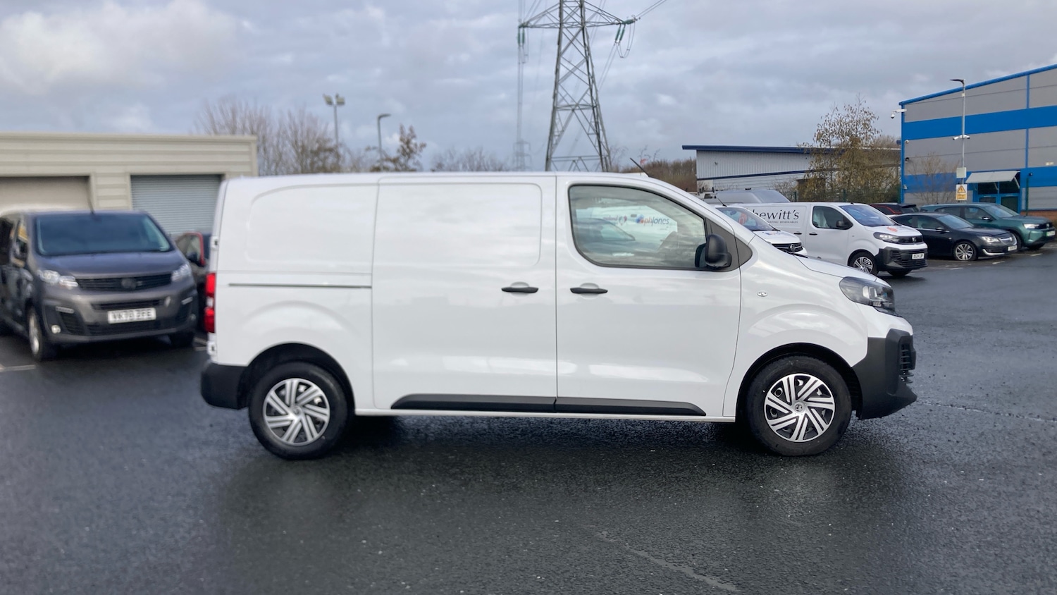Used Vauxhall Vivaro 2024 for sale - 77730725: Photo 11