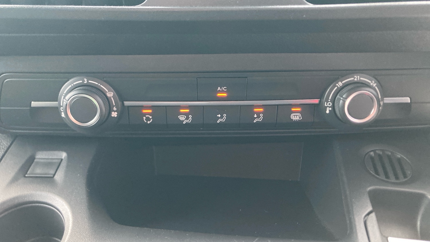 Used Vauxhall Combo 2024 for sale - 77570512: Photo 38