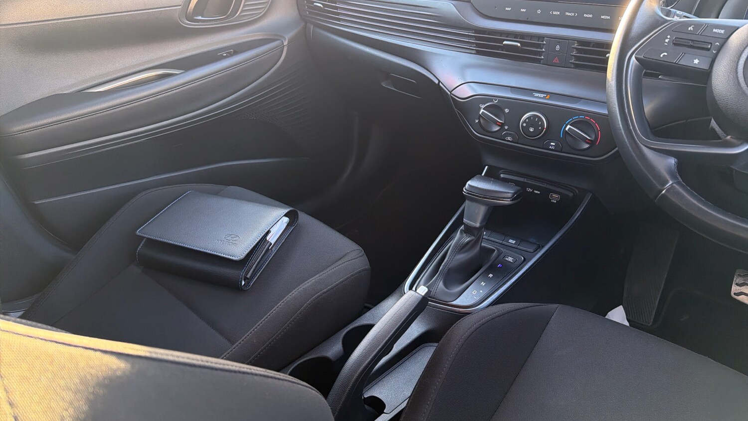 Used Hyundai BAYON 2024 for sale - 76627767: Photo 14