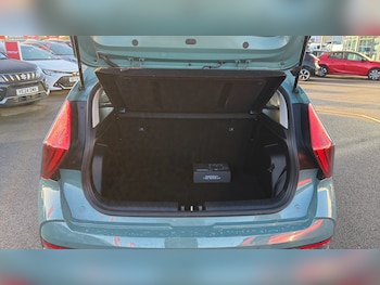 Used Hyundai BAYON 2024 for sale - 76627767: Photo