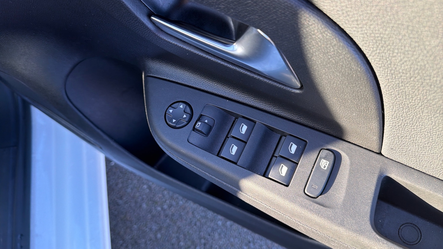 Used Vauxhall Corsa 2023 for sale - 76882343: Photo 28