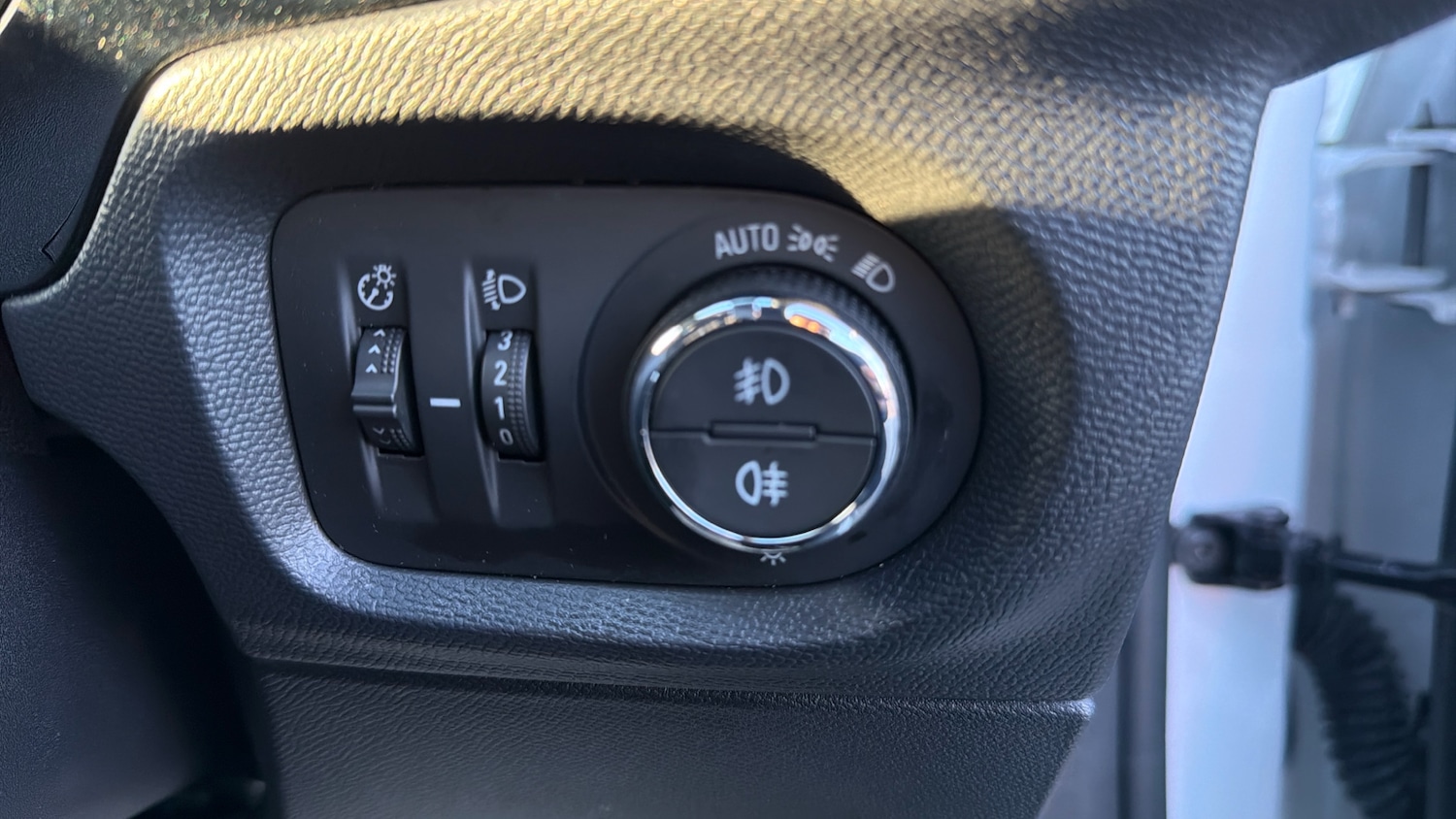 Used Vauxhall Corsa 2023 for sale - 76882343: Photo 30