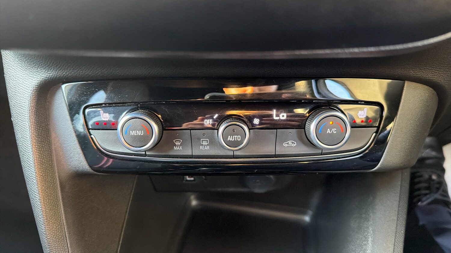 Used Vauxhall Corsa 2023 for sale - 76882343: Photo 34