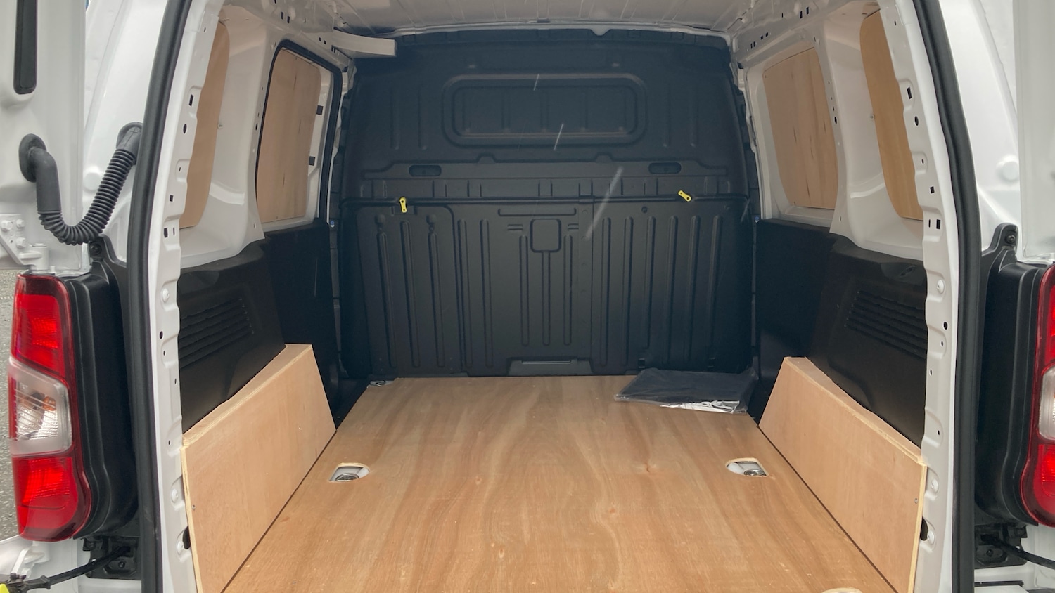 Used Peugeot Partner 2024 for sale - 76156532: Photo 12