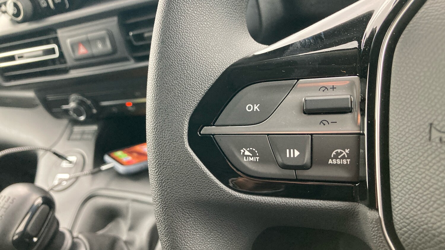 Used Peugeot Partner 2024 for sale - 76156532: Photo 51