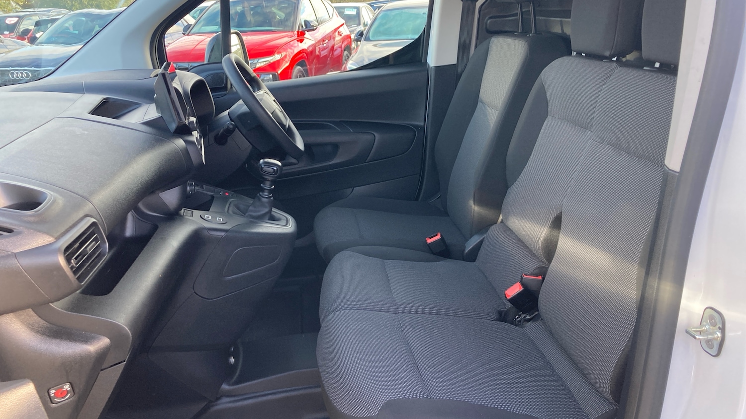 Used Citroen Berlingo 2024 for sale - 76605449: Photo 13