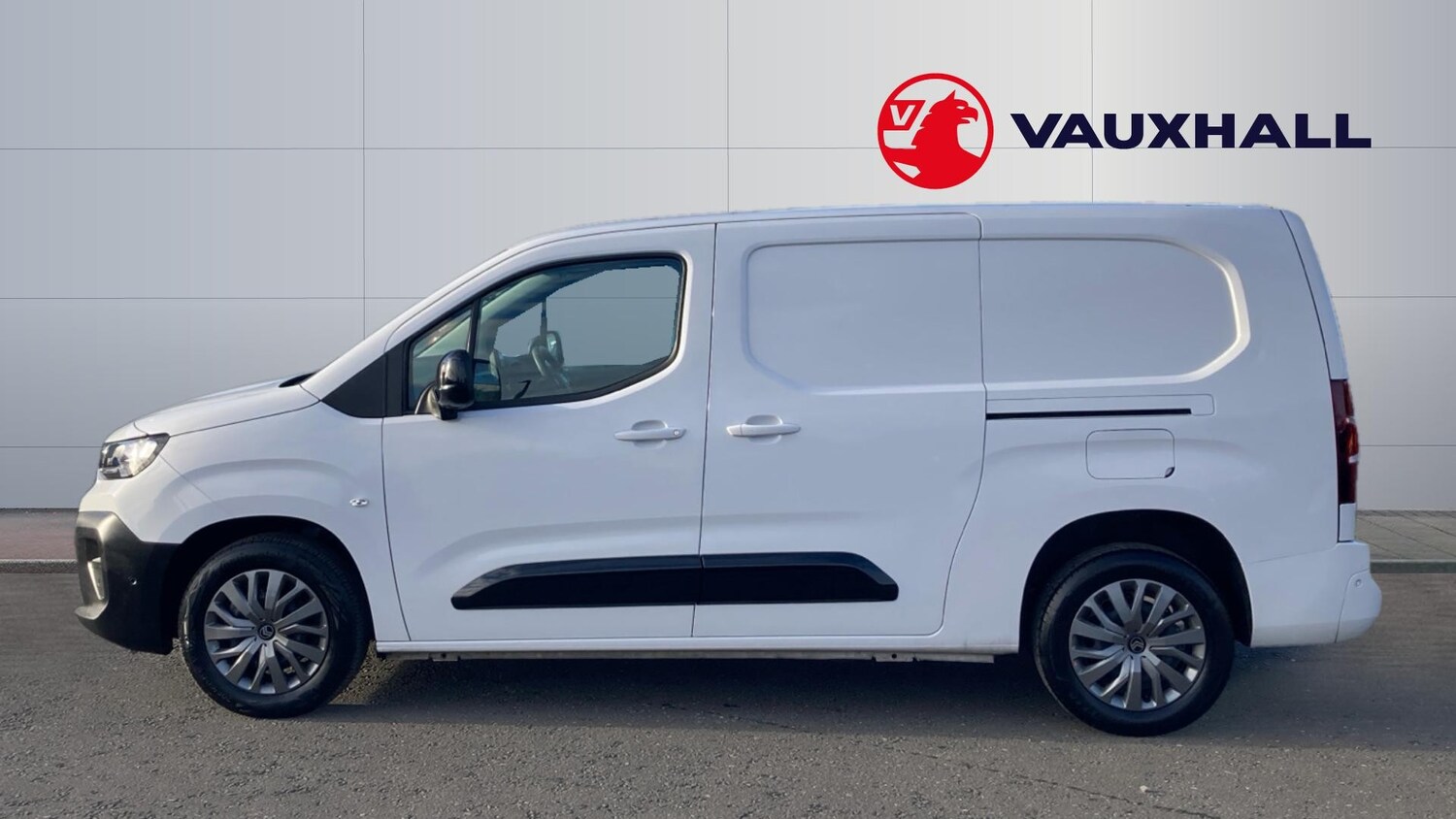 Used Citroen Berlingo 2024 for sale - 76605449: Photo 4